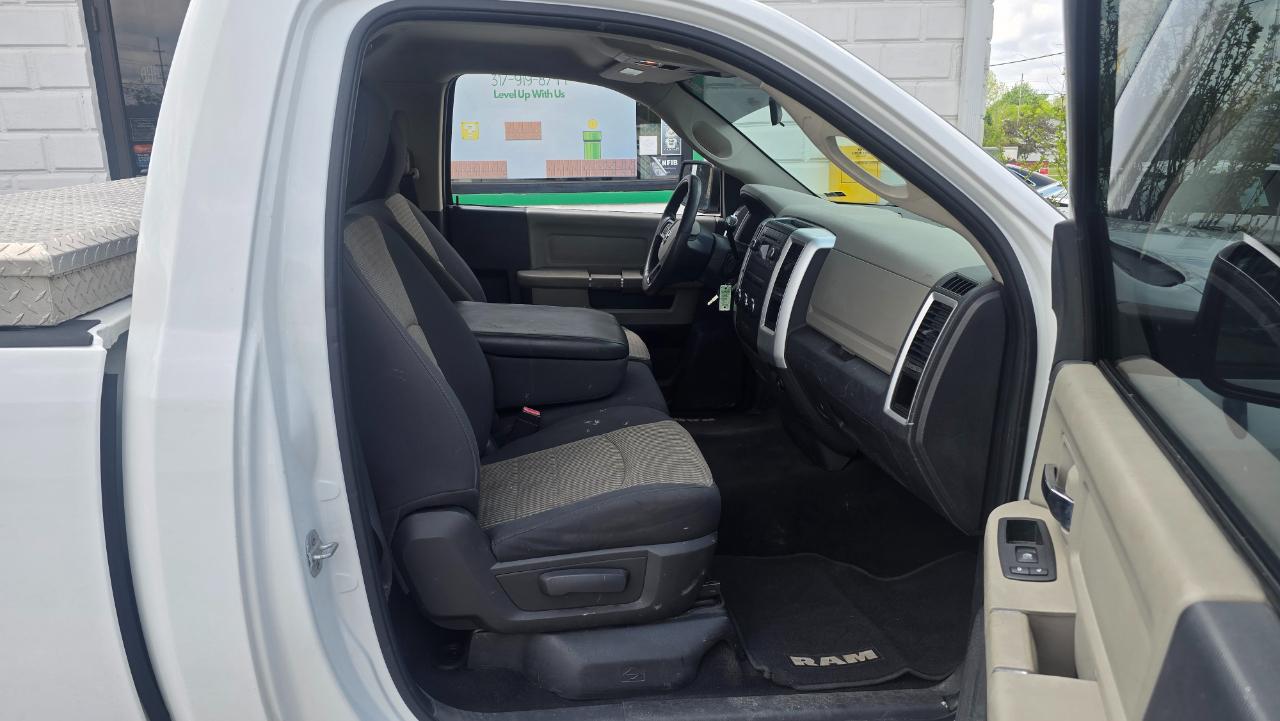 RAM 1500 SLT LWB 2WD 2012