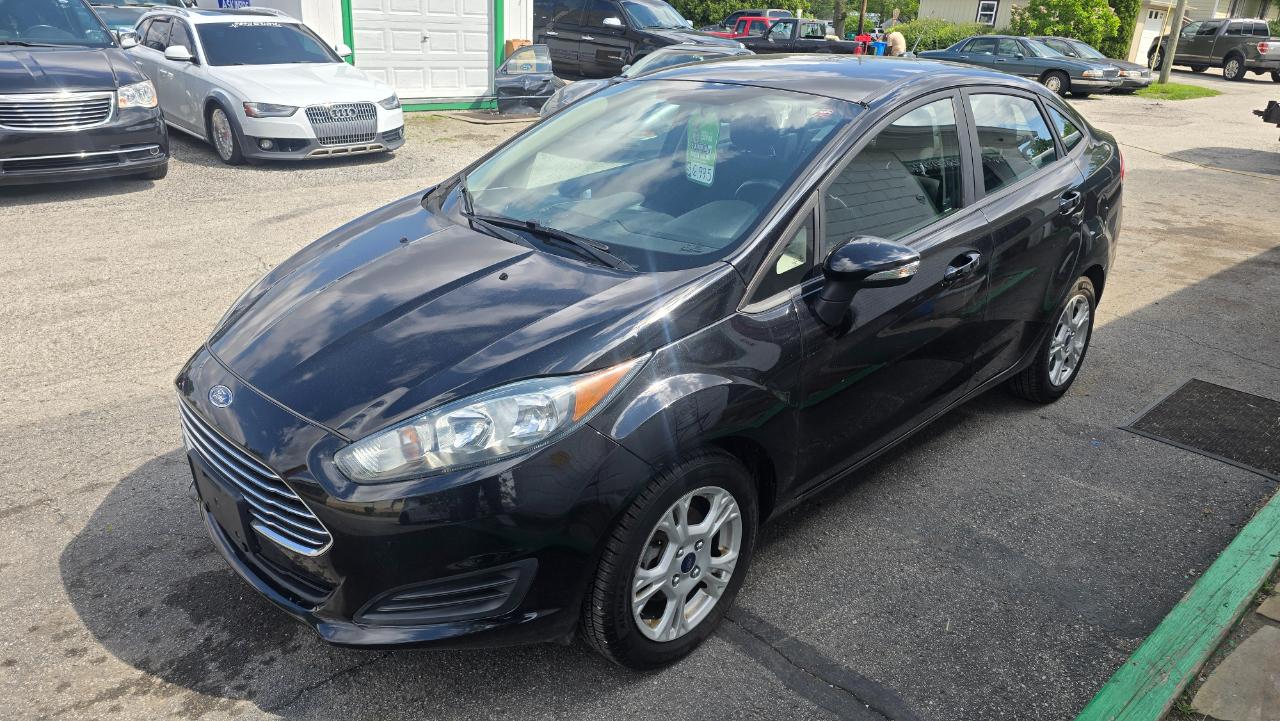 Ford Fiesta SE Sedan 2016