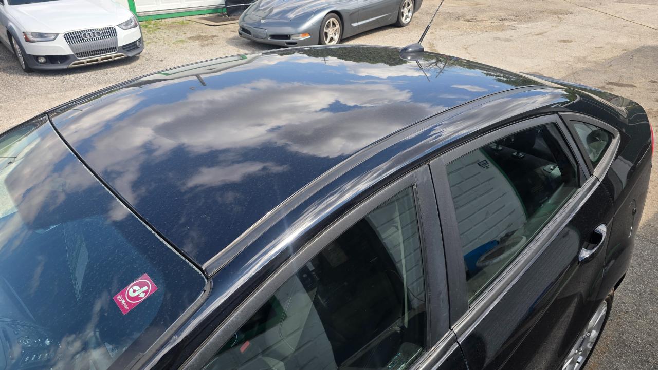 Ford Fiesta SE Sedan 2016