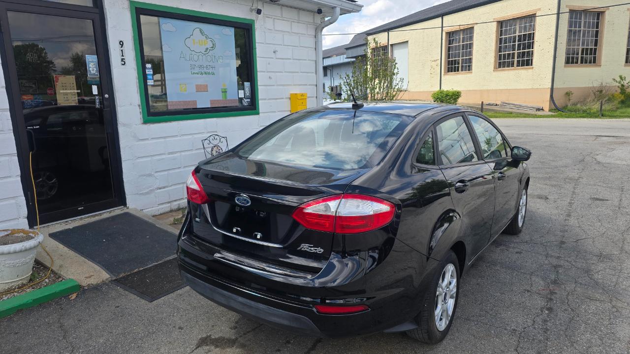 Ford Fiesta SE Sedan 2016