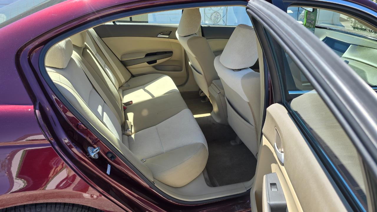 Honda Accord LX sedan AT 2008