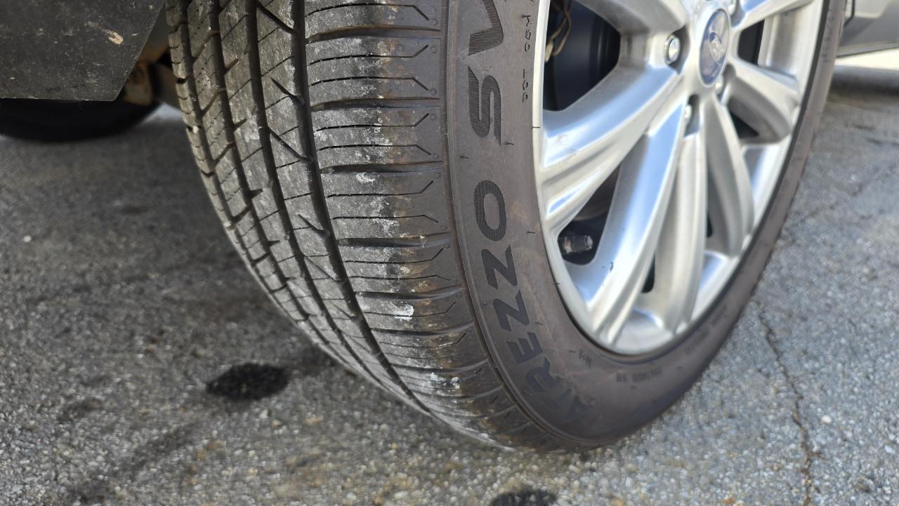Ford Escape Titanium 4WD 2017