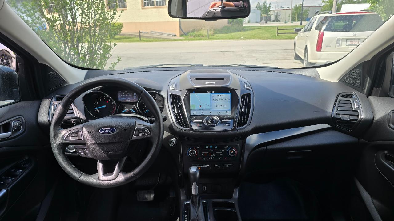 Ford Escape Titanium 4WD 2017