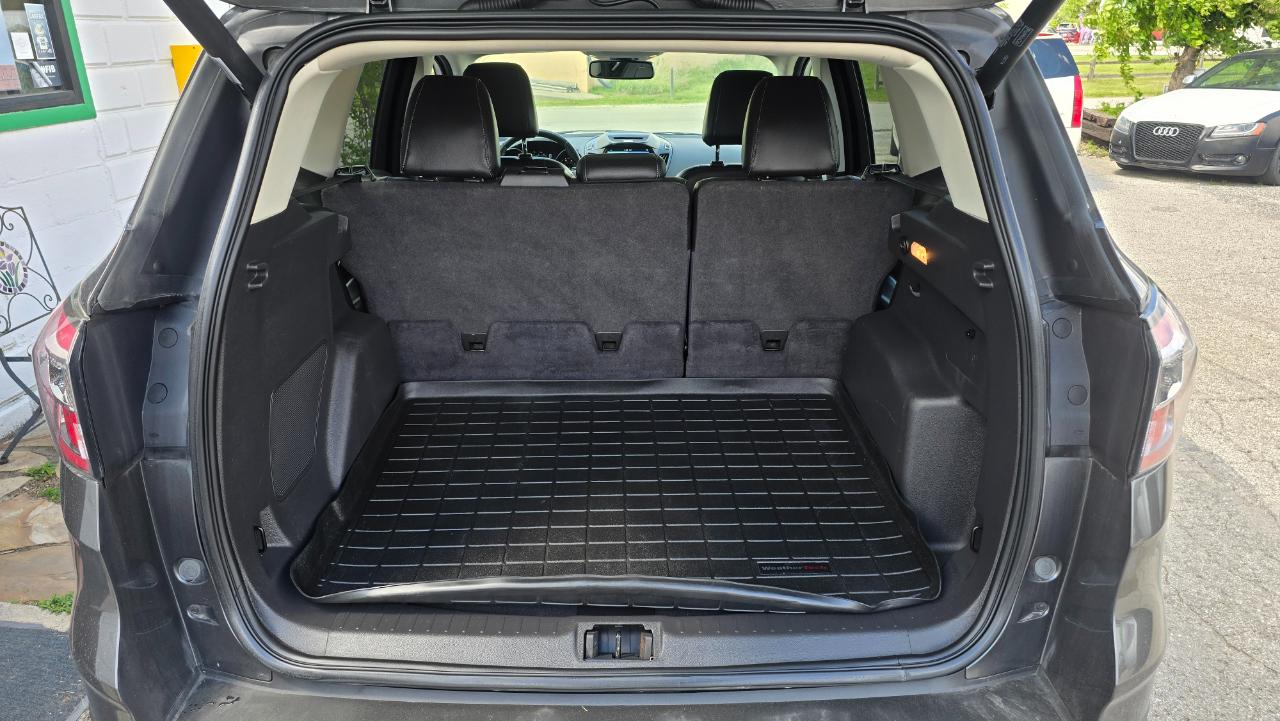 Ford Escape Titanium 4WD 2017