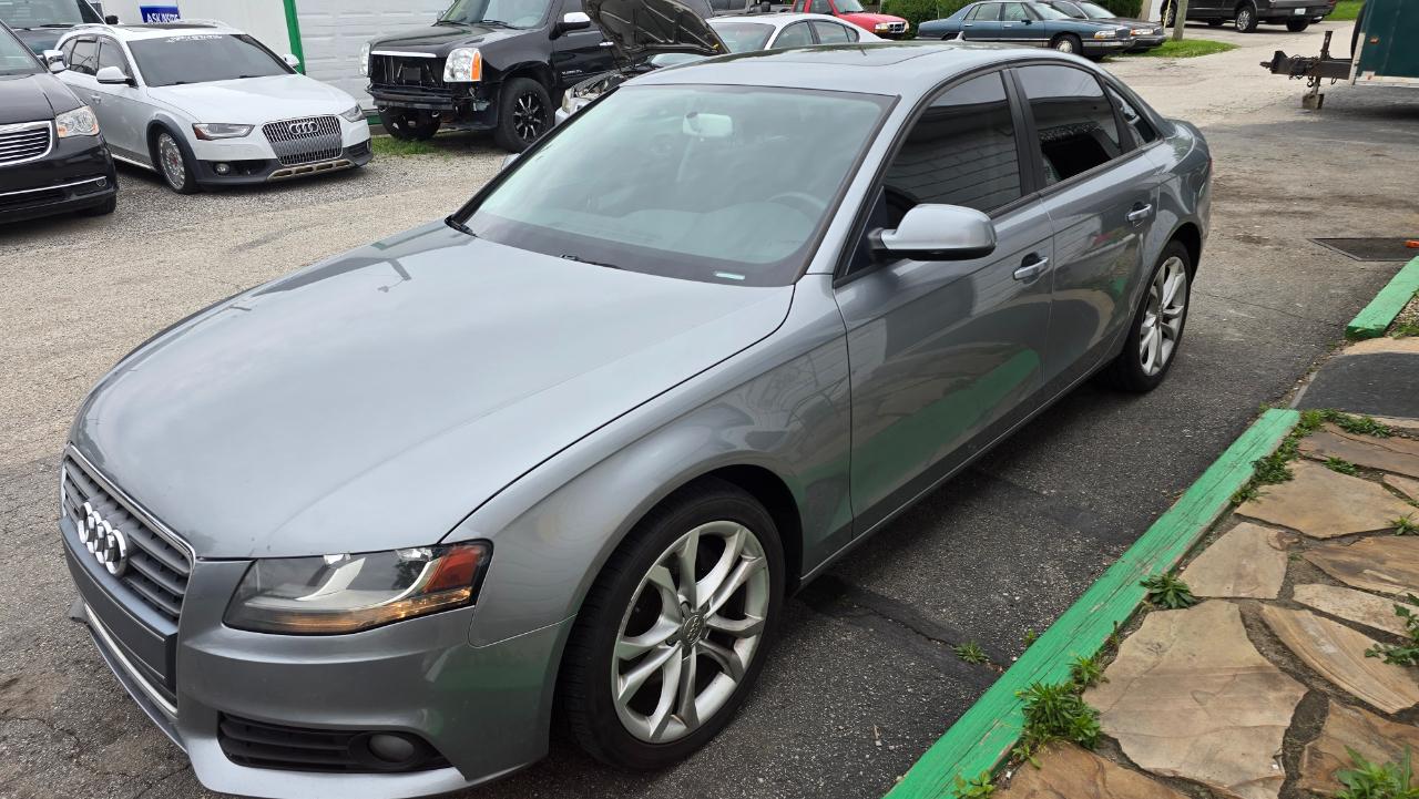 Audi A4 2.0T Sedan quattro Manual 2010