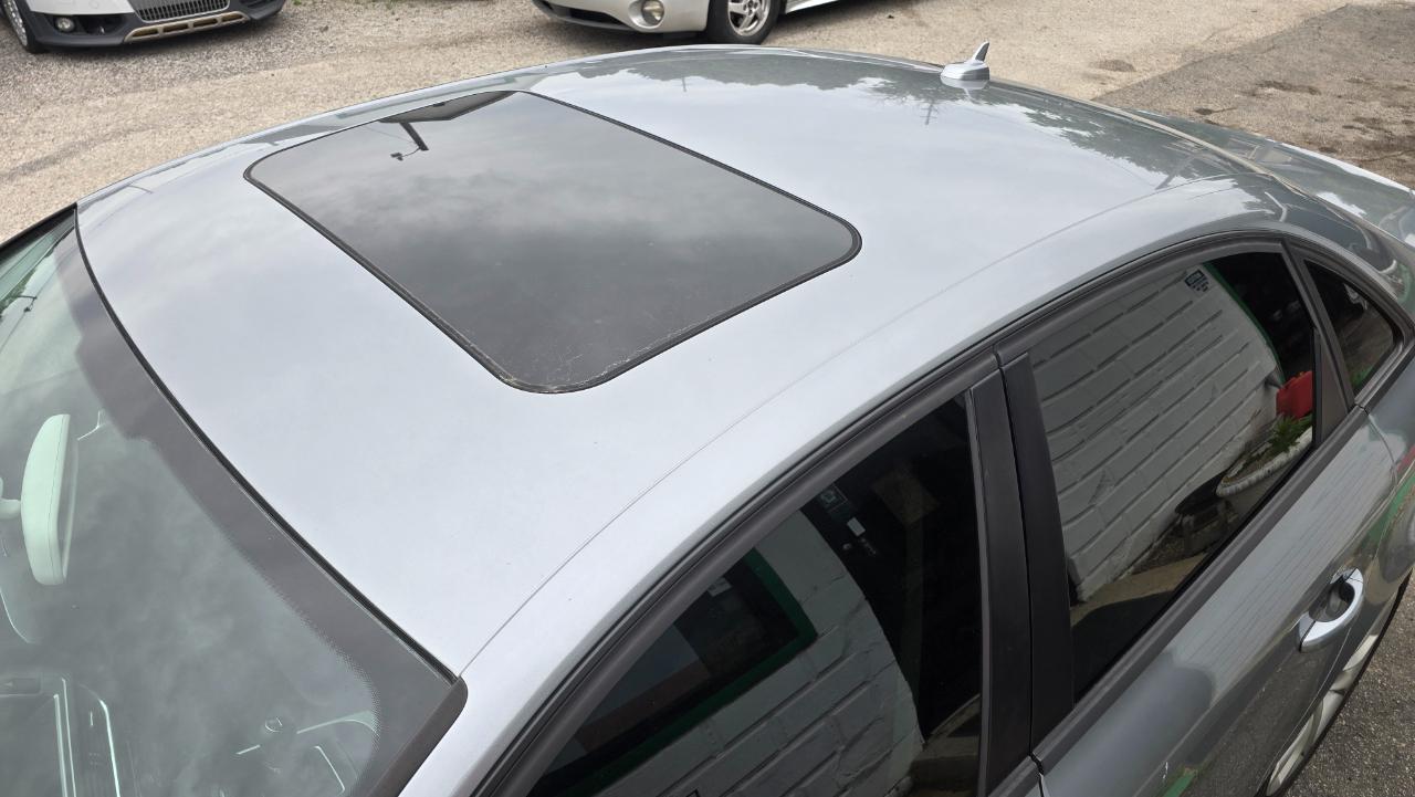 Audi A4 2.0T Sedan quattro Manual 2010