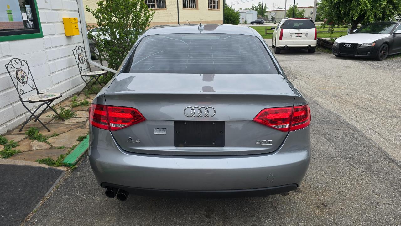 Audi A4 2.0T Sedan quattro Manual 2010
