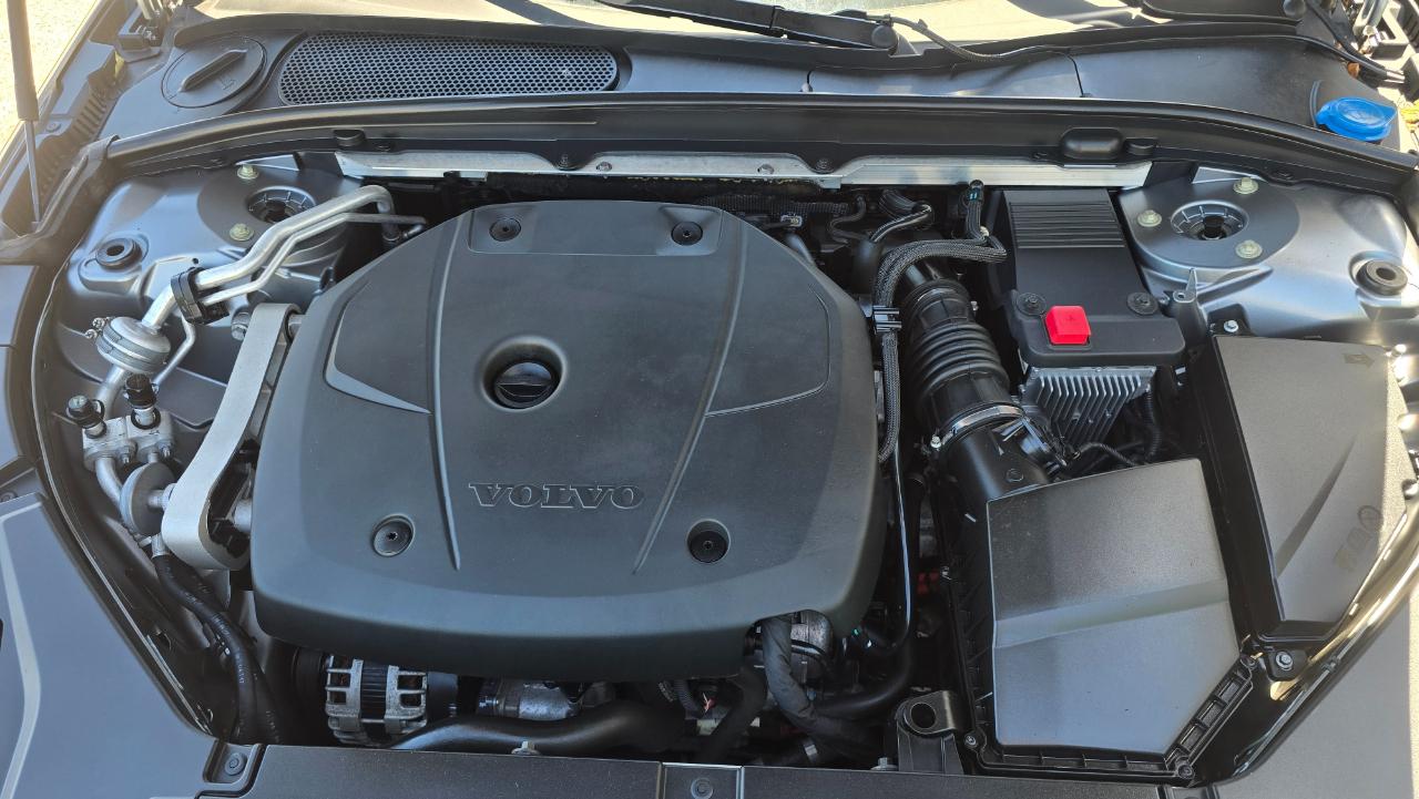 Volvo S90 T6 Momentum AWD 2018