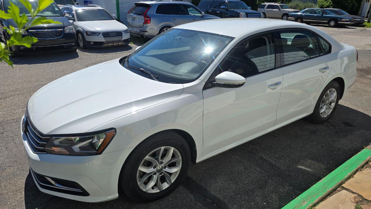 Volkswagen Passat S 2018