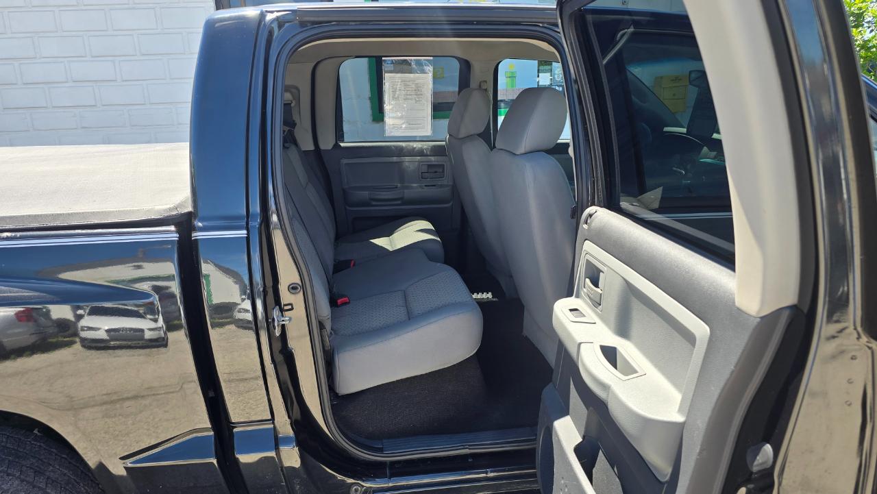 Dodge Dakota SXT Crew Cab 4WD 2008