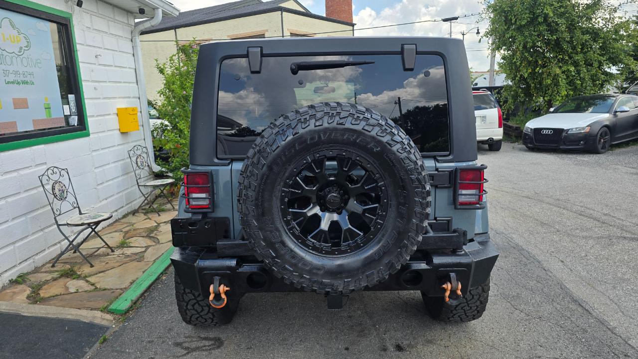Jeep Wrangler Unlimited Sahara 4WD 2015