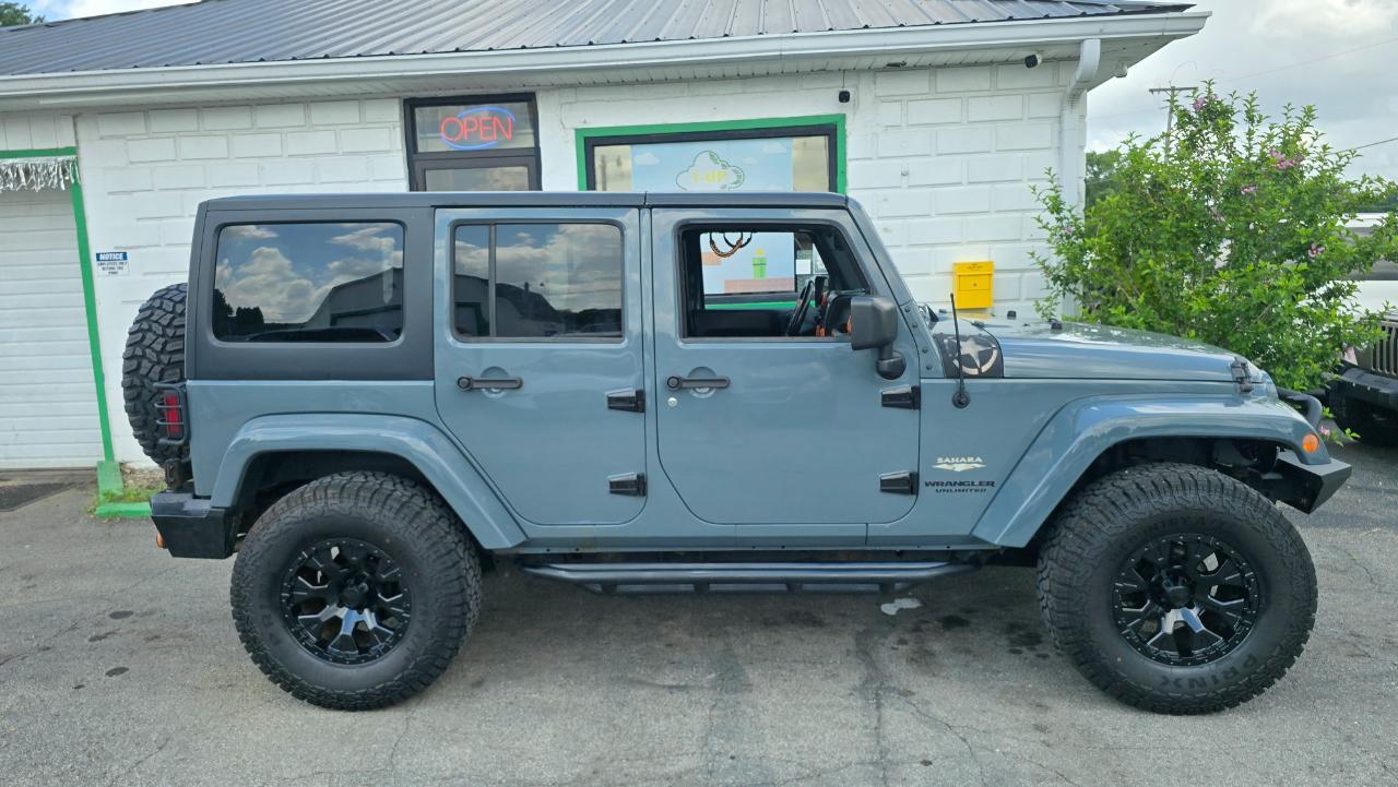Jeep Wrangler Unlimited Sahara 4WD 2015