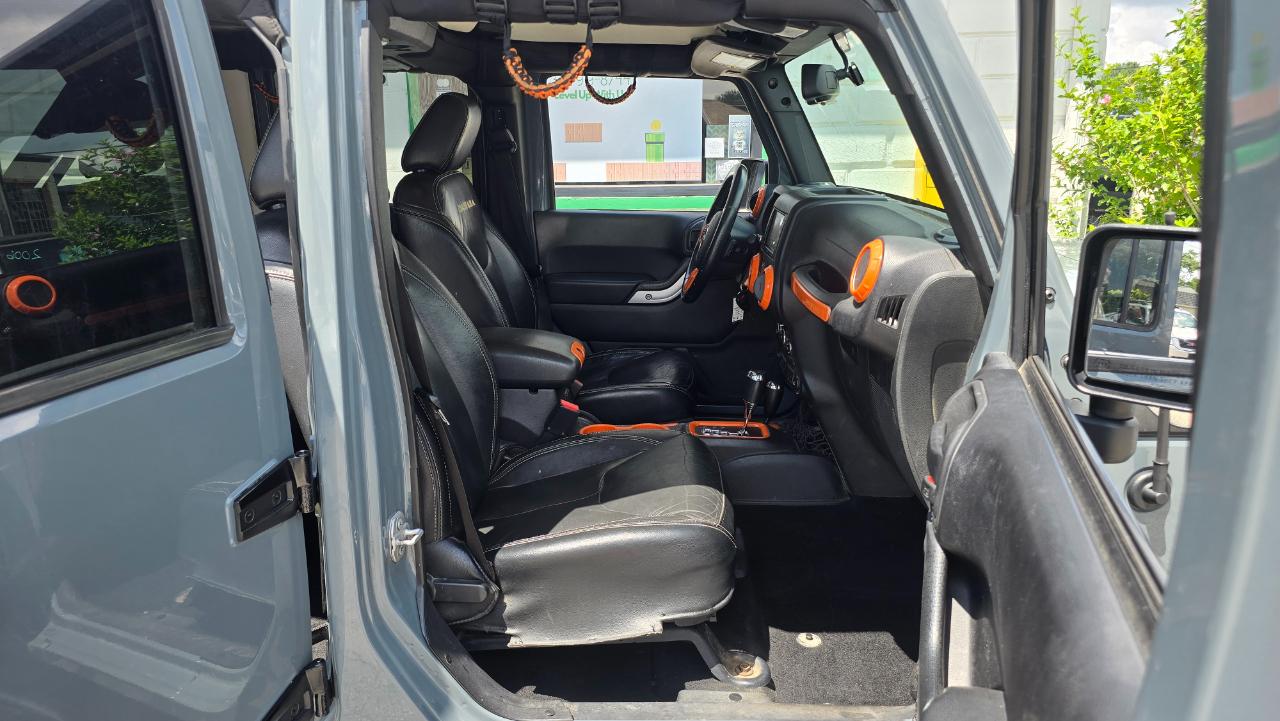 Jeep Wrangler Unlimited Sahara 4WD 2015