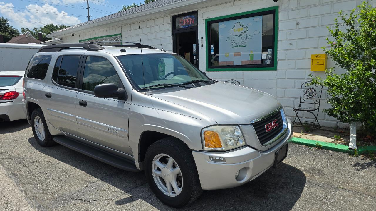 GMC Envoy XL SLE 2WD 2005