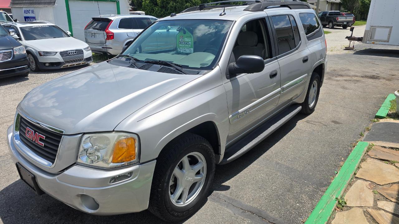 GMC Envoy XL SLE 2WD 2005