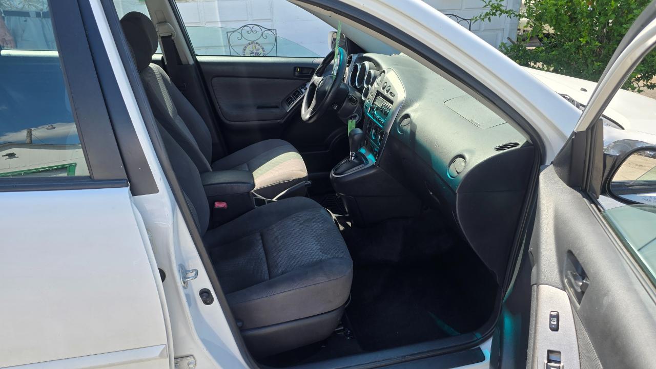 Pontiac Vibe Base 2008