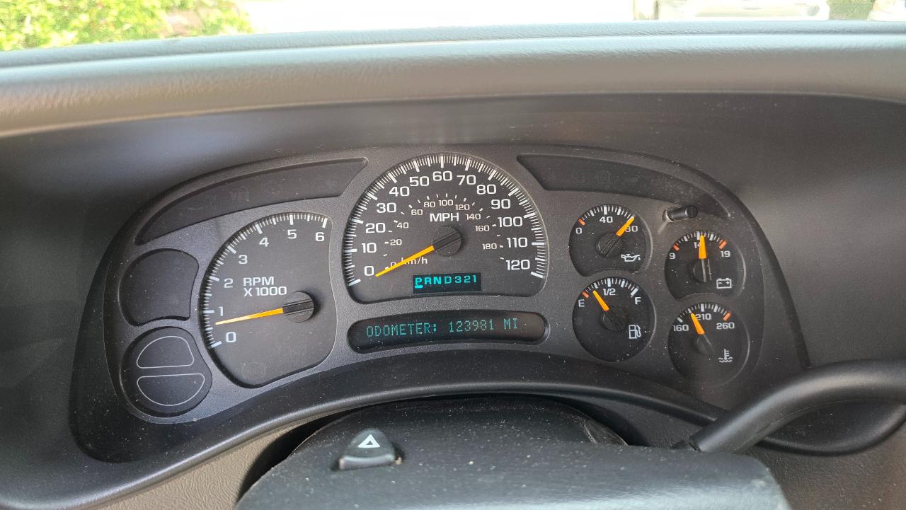 Chevrolet Silverado 1500 Z71 Ext Cab 4WD 4D 2004