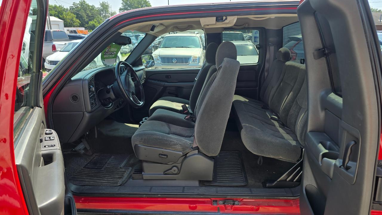 Chevrolet Silverado 1500 Z71 Ext Cab 4WD 4D 2004