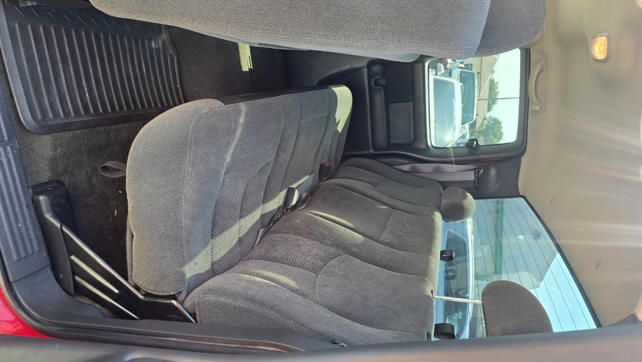 Chevrolet Silverado 1500 Z71 Ext Cab 4WD 4D 2004