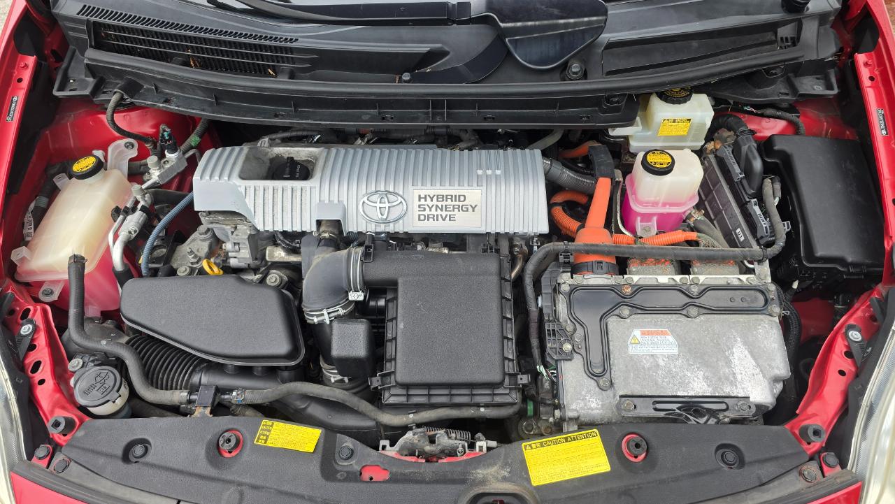 Toyota Prius Prius V 2010