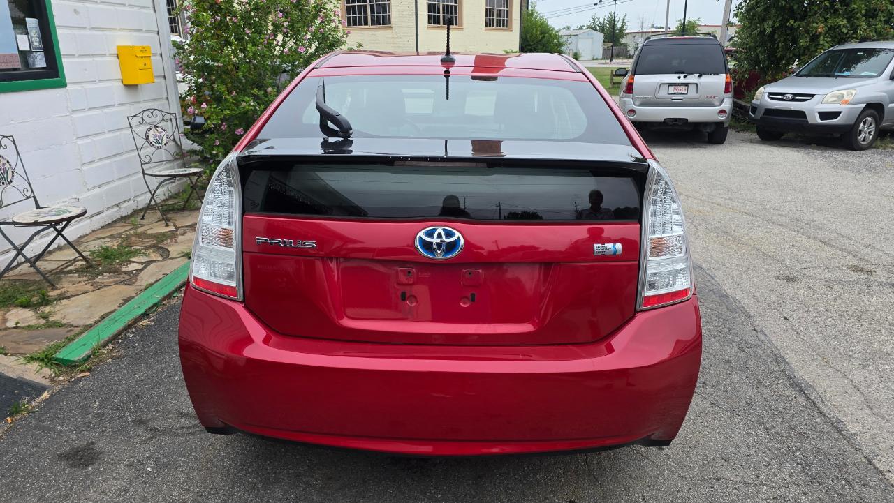 Toyota Prius Prius V 2010