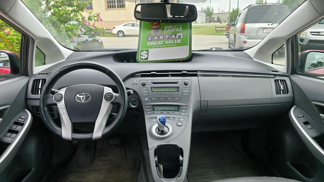 Toyota Prius Prius V 2010
