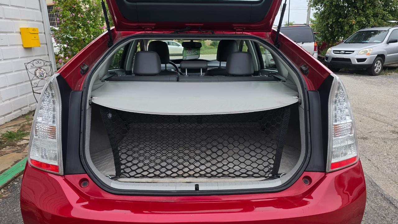Toyota Prius Prius V 2010