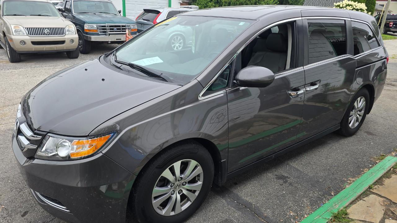 Honda Odyssey EX w/ Leather DVD and Navigation 2015