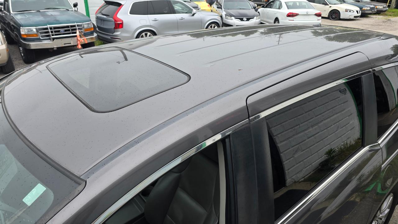 Honda Odyssey EX w/ Leather DVD and Navigation 2015