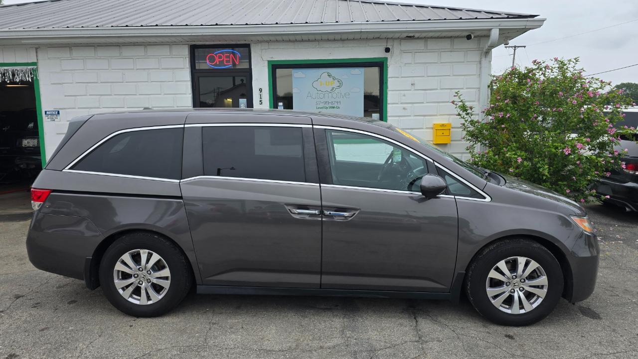 Honda Odyssey EX w/ Leather DVD and Navigation 2015