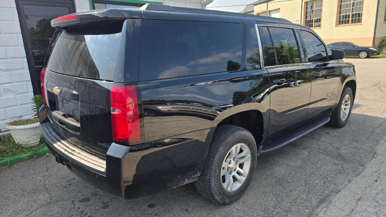 Chevrolet Suburban LT 4WD 2019