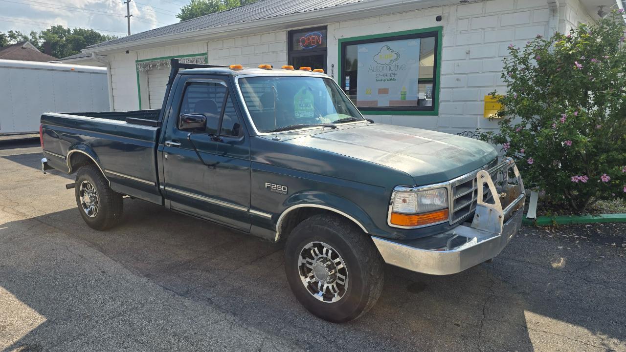 Ford F-250 XL HD Reg. Cab 2WD 1995