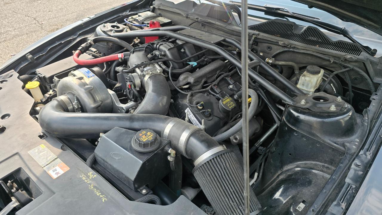 Ford Mustang V6 Premium Coupe 2011