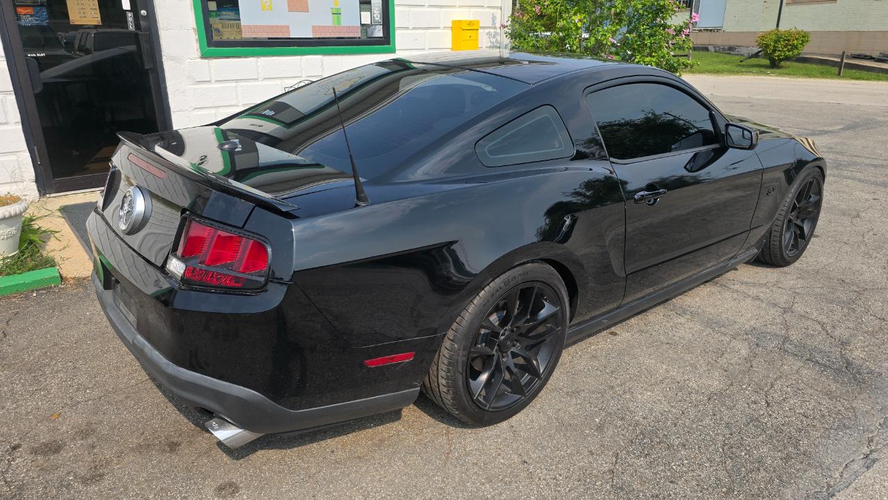 Ford Mustang V6 Premium Coupe 2011