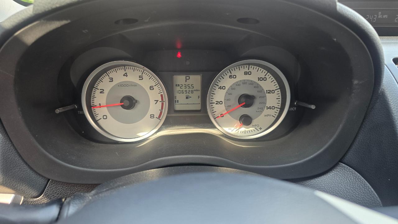 Subaru Impreza Base 4-Door 2014