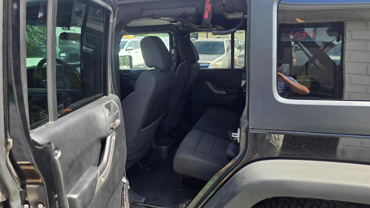 Jeep Wrangler Unlimited Sport 4WD 2012
