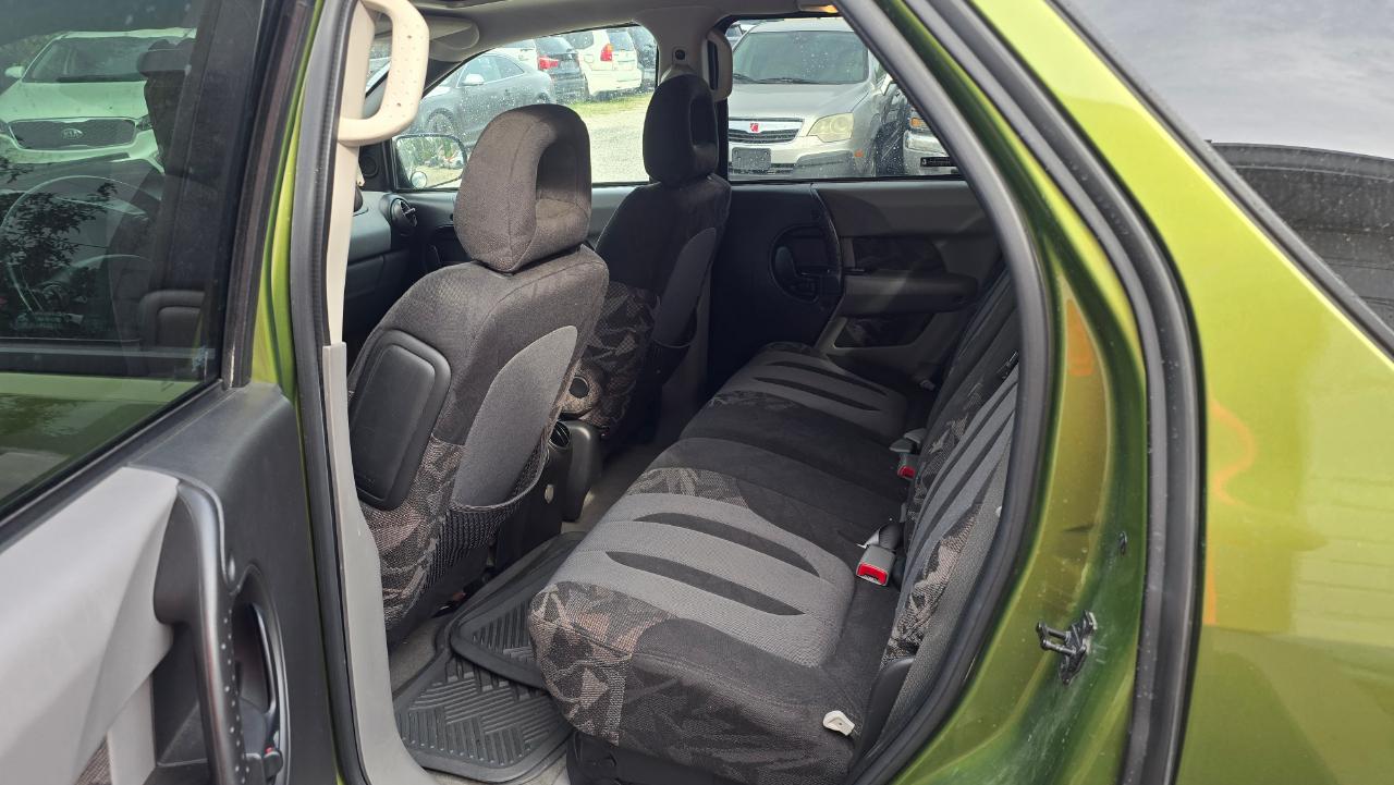 Pontiac Aztek Base 2001