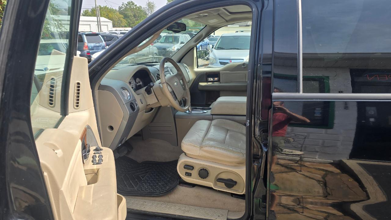 Ford F-150 Lariat SuperCrew 4WD 2004