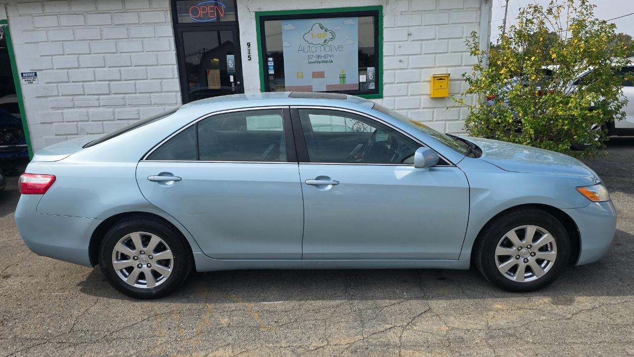Toyota Camry XLE 5-Spd AT 2009