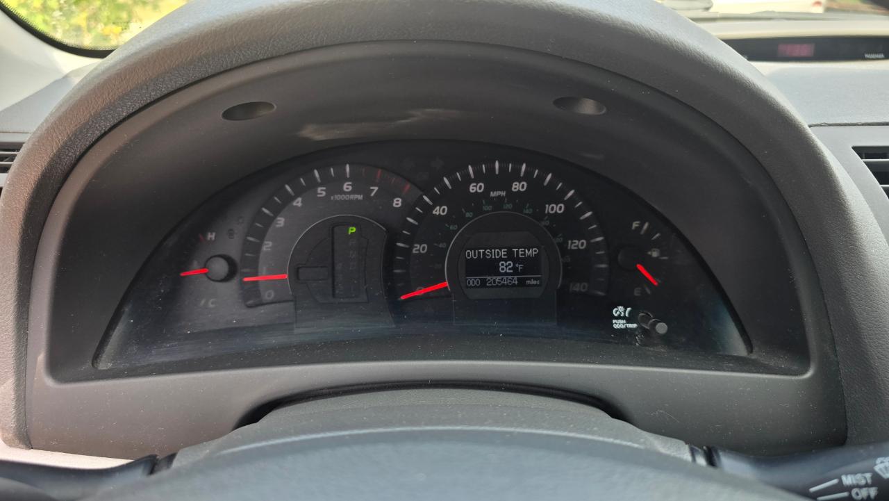Toyota Camry XLE 5-Spd AT 2009