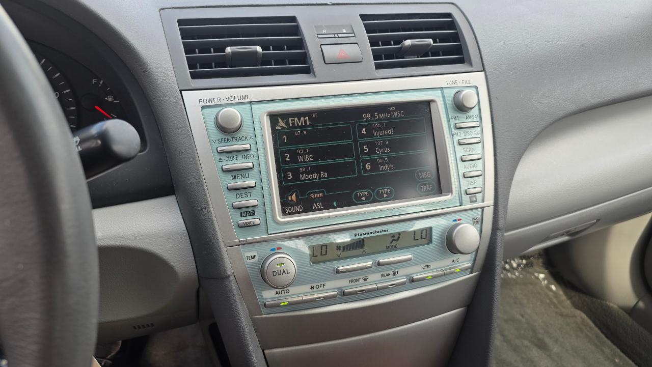Toyota Camry XLE 5-Spd AT 2009
