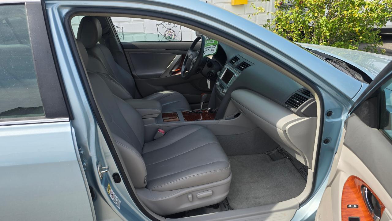 Toyota Camry XLE 5-Spd AT 2009