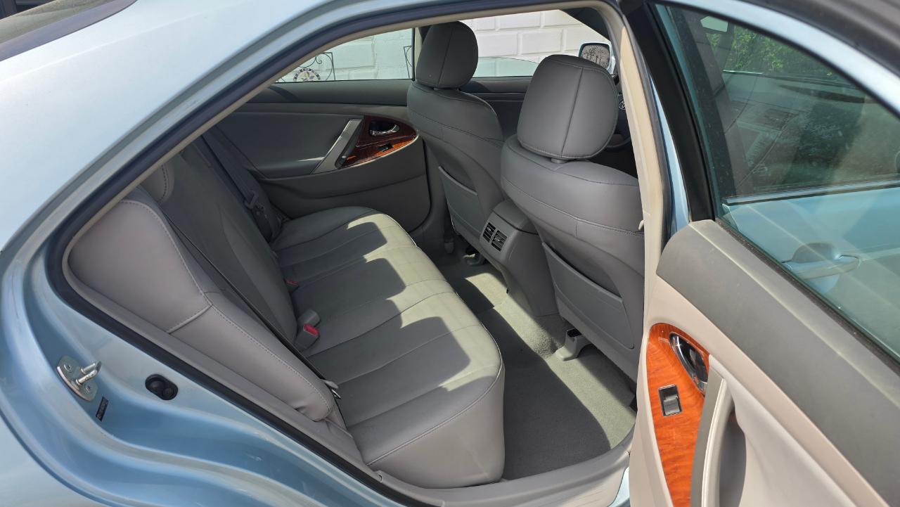 Toyota Camry XLE 5-Spd AT 2009