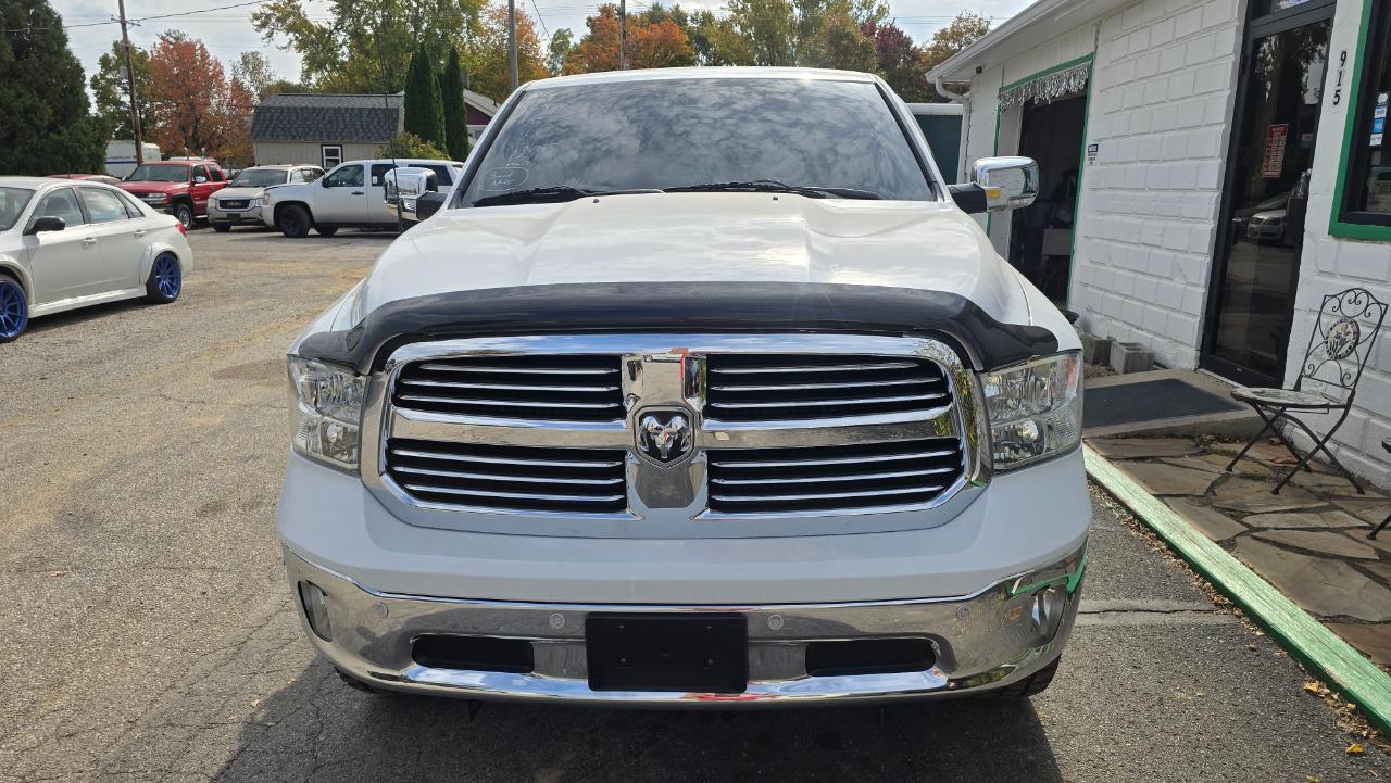 RAM 1500 SLT Crew Cab SWB 4WD 2015