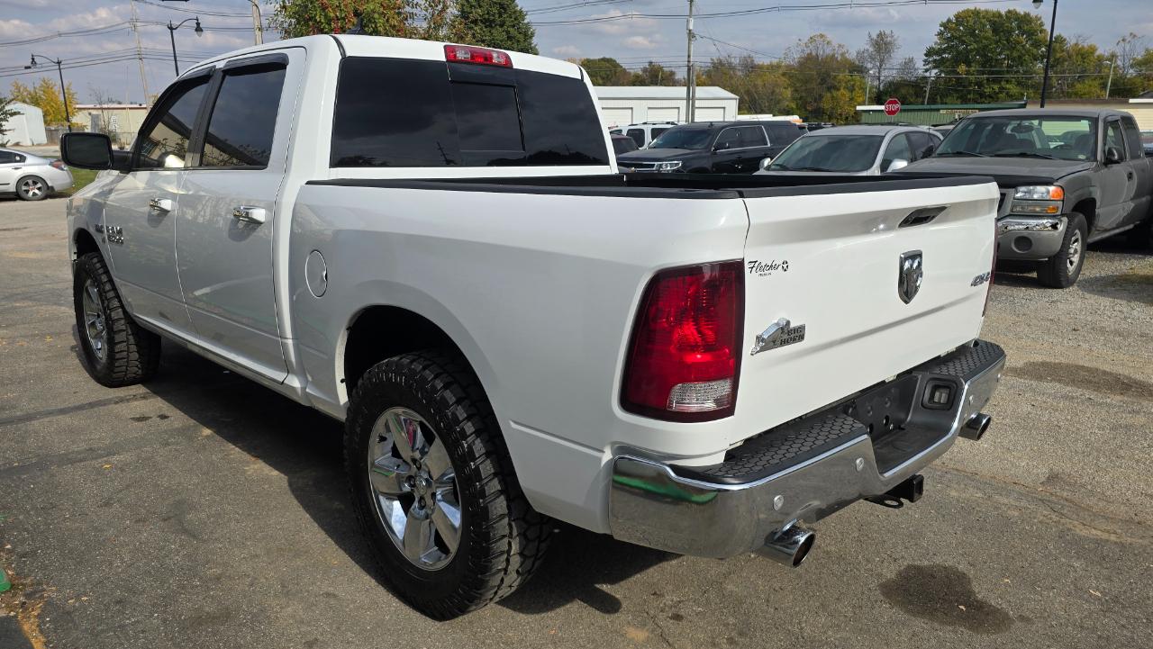 RAM 1500 SLT Crew Cab SWB 4WD 2015
