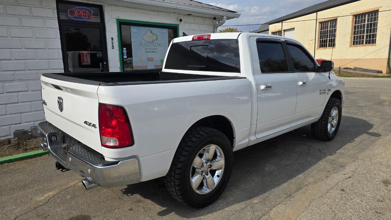 RAM 1500 SLT Crew Cab SWB 4WD 2015