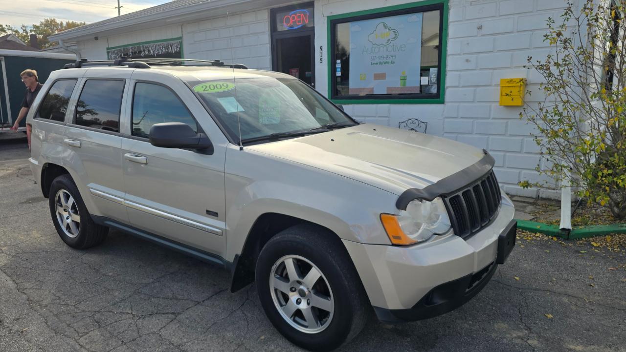 Jeep Grand Cherokee Laredo 4WD 2009