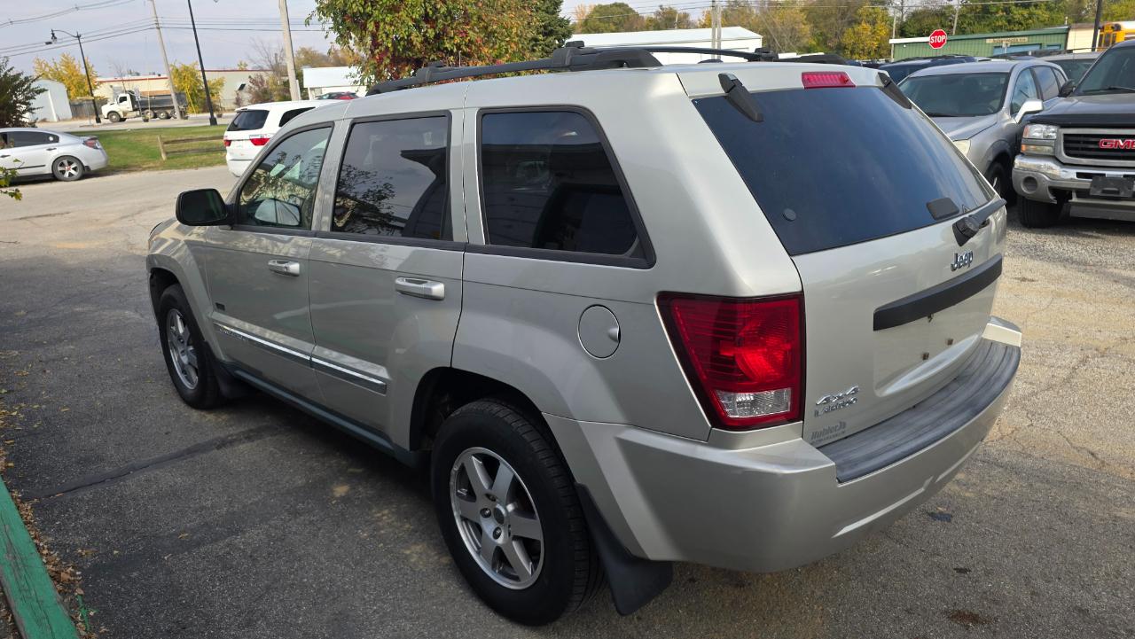 Jeep Grand Cherokee Laredo 4WD 2009