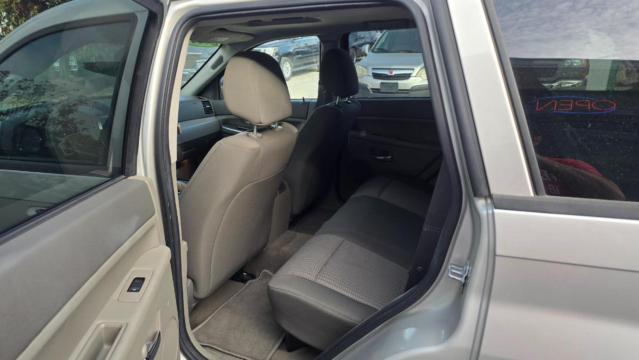 Jeep Grand Cherokee Laredo 4WD 2009