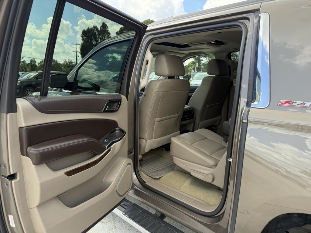 Chevrolet Suburban  2016 Chevrolet Suburban  2016